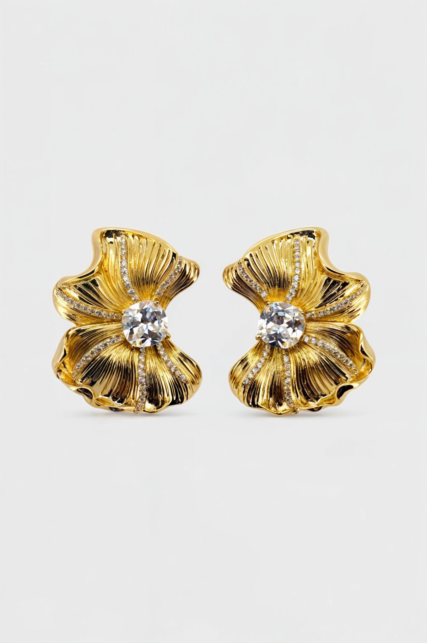 Solene Gold Earrings